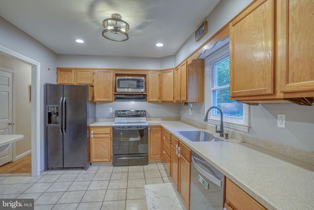 4301 VERONA DR, Wilmington, DE 19808