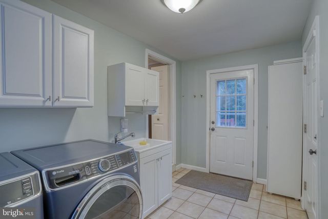 4301 VERONA DR, Wilmington, DE 19808