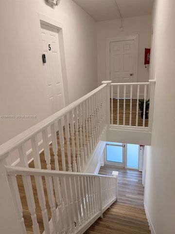 337 SW 10th Ave, Miami, FL 33130