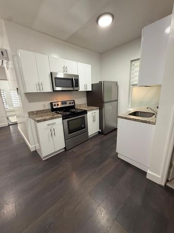 337 SW 10th Ave, Miami, FL 33130