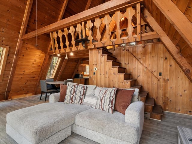 23 Red Fox Drive, Jay, NY 12941