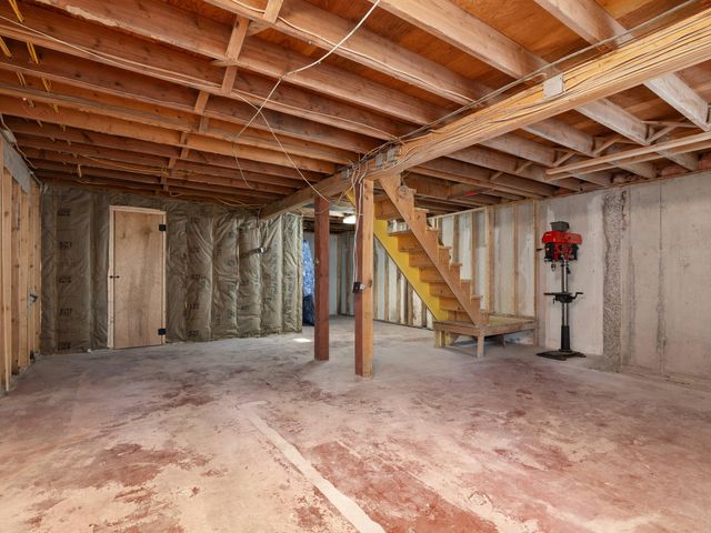 23 Red Fox Drive, Jay, NY 12941