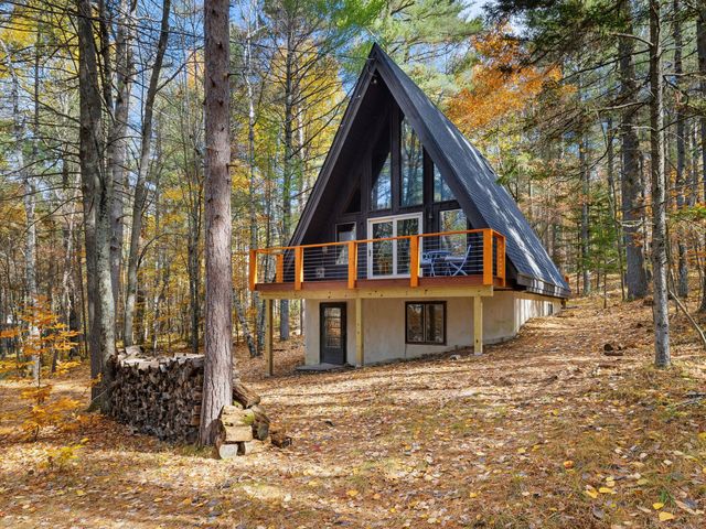 23 Red Fox Drive, Jay, NY 12941