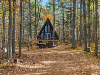 23 Red Fox Drive, Jay, NY 12941