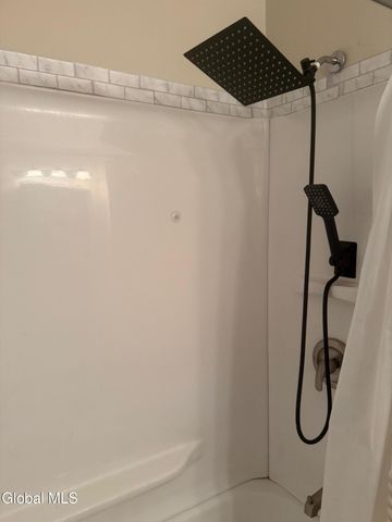 752 7th Avenue, Troy, NY 12182