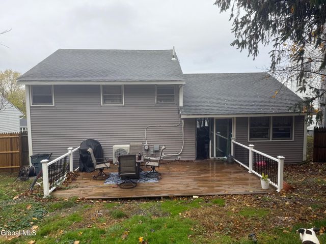 752 7th Avenue, Troy, NY 12182