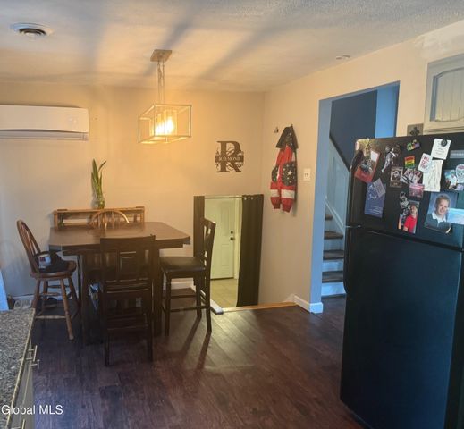 752 7th Avenue, Troy, NY 12182