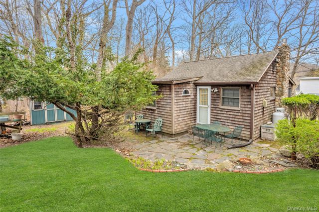 16 Nymph Road, Rocky Point, NY 11778