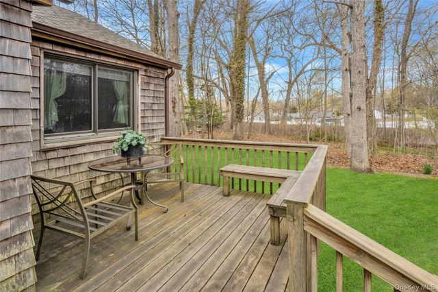 16 Nymph Road, Rocky Point, NY 11778