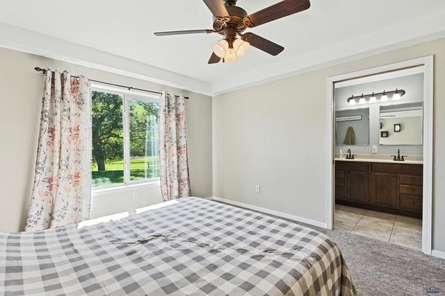 14942 GLENWOOD DR, Summerset, SD 57769