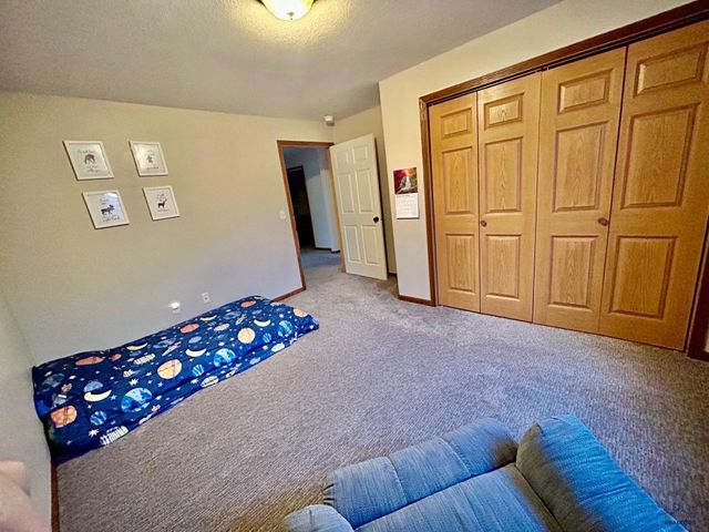 14942 GLENWOOD DR, Summerset, SD 57769