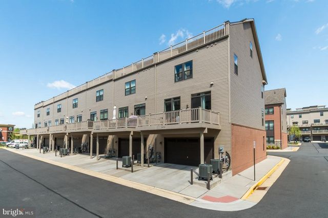 44721 ELLSWORTH TER, Ashburn, VA 20147