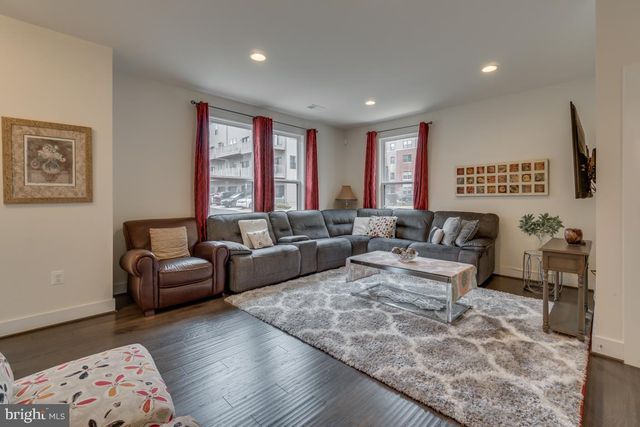 44721 ELLSWORTH TER, Ashburn, VA 20147