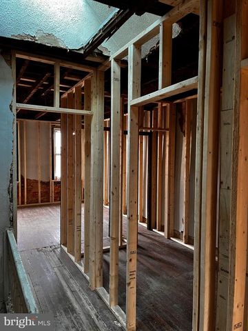 2557 HOLLINS ST, Baltimore, MD 21223