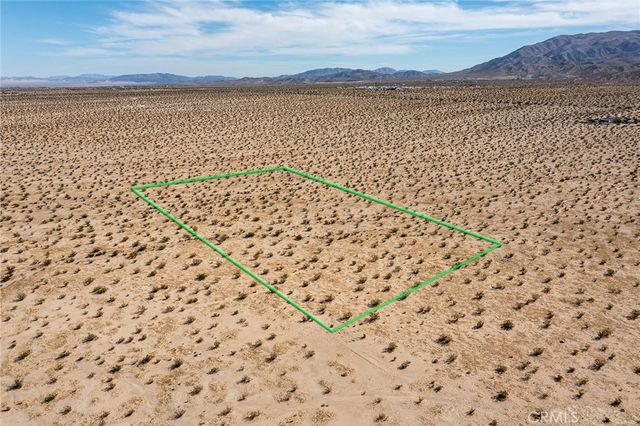 3333 El Passeo, 29 Palms, CA 92277