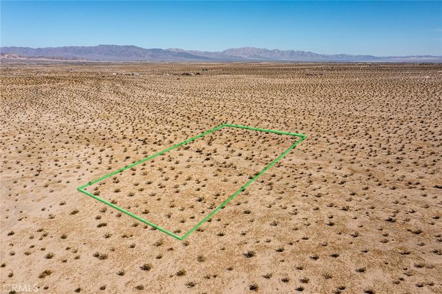 3333 El Passeo, 29 Palms, CA 92277