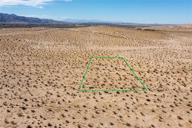 3333 El Passeo, 29 Palms, CA 92277