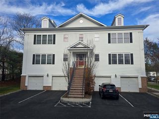 109 Hawthorne Avenue 109 C, Park Ridge, NJ 07656