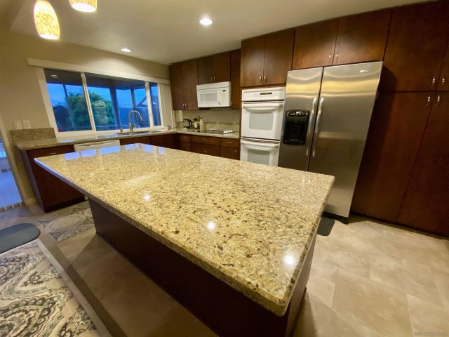 12608 Mantilla, San Diego, CA 92128