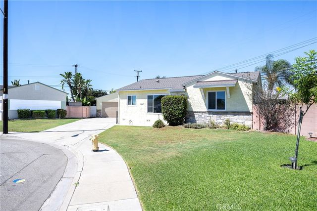 20841 Horst Avenue, Lakewood, CA 90715