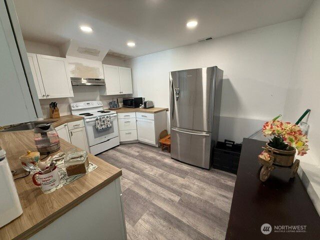 11407 240th Avenue Ct E, Buckley, WA 98321