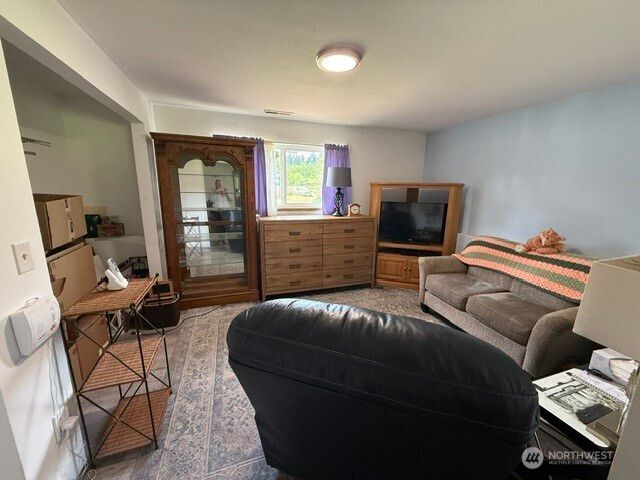11407 240th Avenue Ct E, Buckley, WA 98321