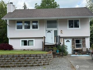11407 240th Avenue Ct E, Buckley, WA 98321