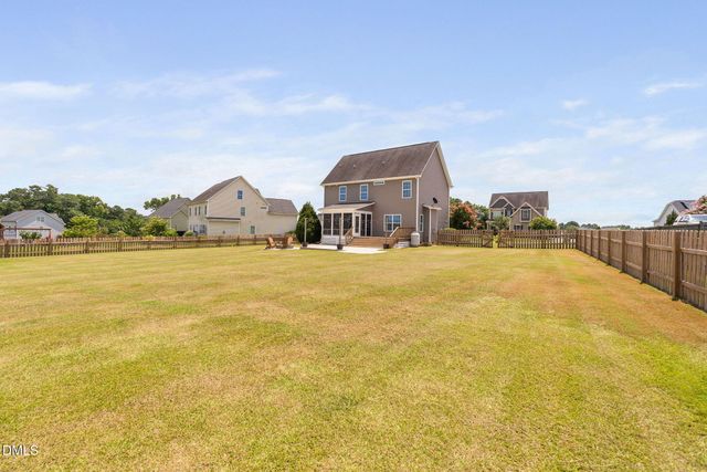 121 Atkins Village Court, Fuquay Varina, NC 27526