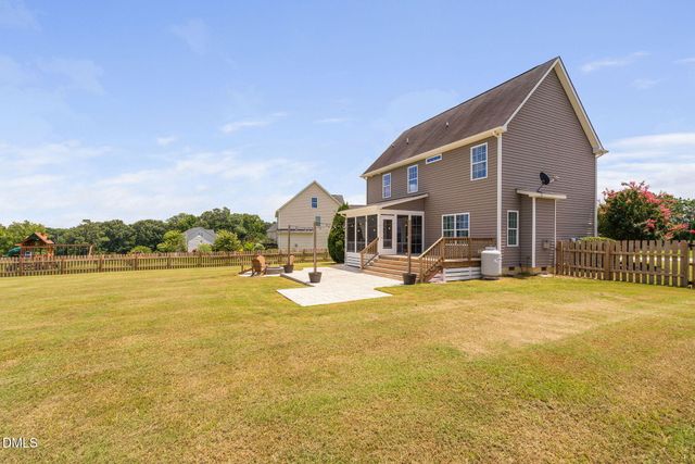 121 Atkins Village Court, Fuquay Varina, NC 27526