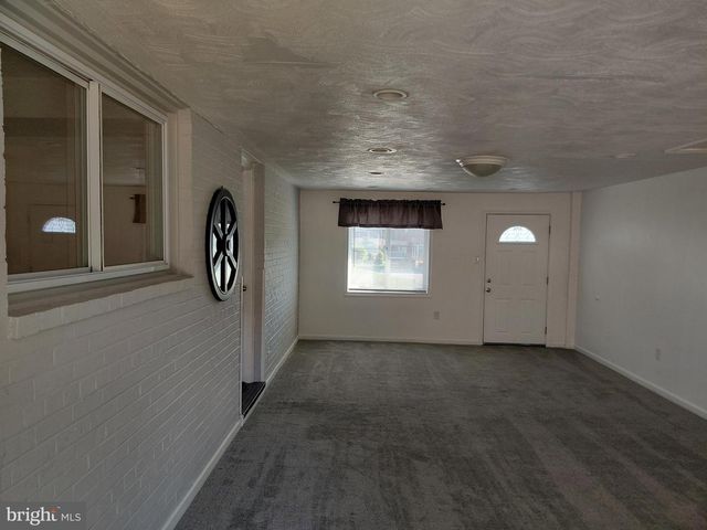 7119 WESTCHESTER DR, Temple Hills, MD 20748