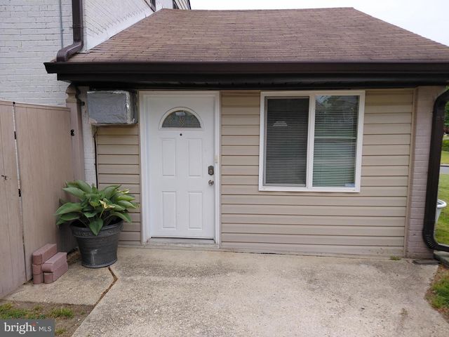 7119 WESTCHESTER DR, Temple Hills, MD 20748