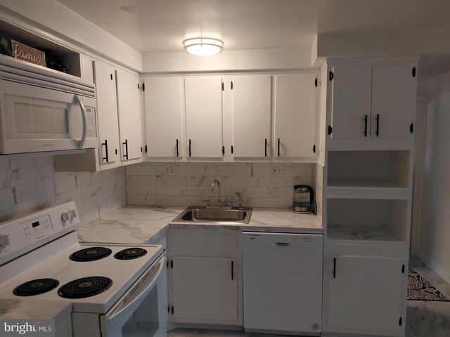 7119 WESTCHESTER DR, Temple Hills, MD 20748