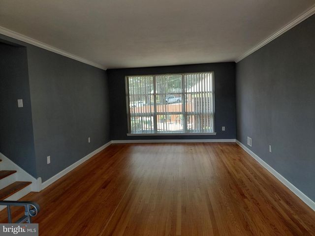 7119 WESTCHESTER DR, Temple Hills, MD 20748