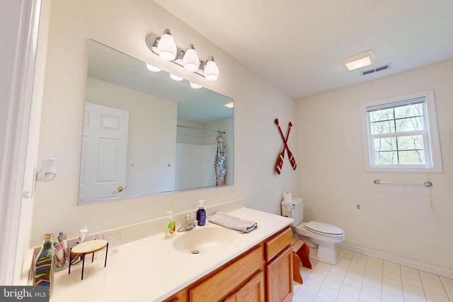 10490 LONGWOODS RD, Easton, MD 21601
