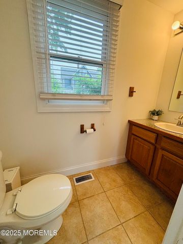 279 S Main Street, Barnegat, NJ 08005