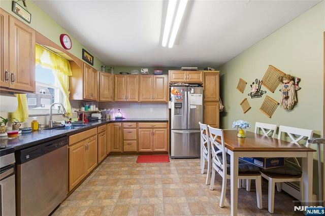 204 Devon Street, Kearny, NJ 07032