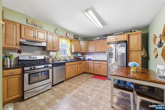 204 Devon Street, Kearny, NJ 07032