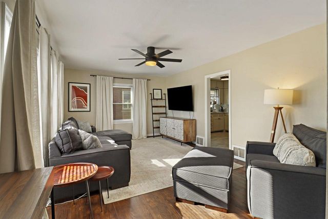 3806 19th AVENUE, Kenosha, WI 53140