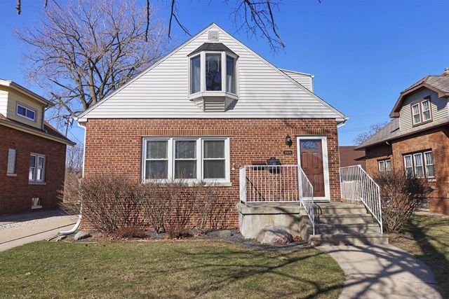 3806 19th AVENUE, Kenosha, WI 53140