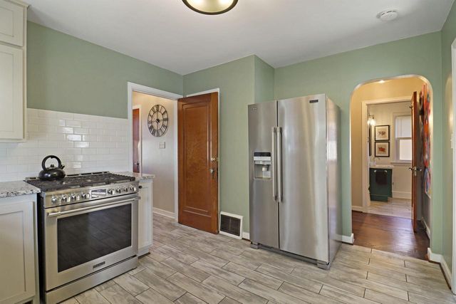 3806 19th AVENUE, Kenosha, WI 53140