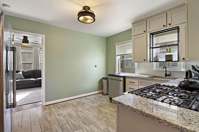 3806 19th AVENUE, Kenosha, WI 53140