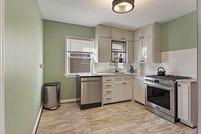 3806 19th AVENUE, Kenosha, WI 53140