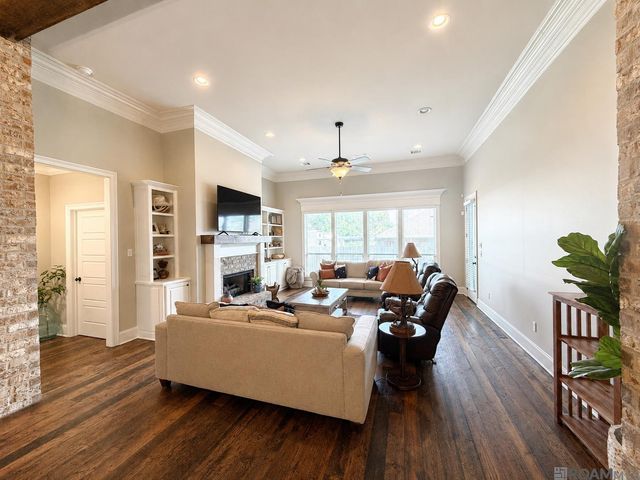 41035 Talonwood Dr, Gonzales, LA 70737