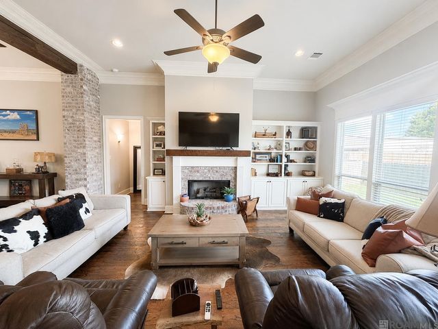 41035 Talonwood Dr, Gonzales, LA 70737