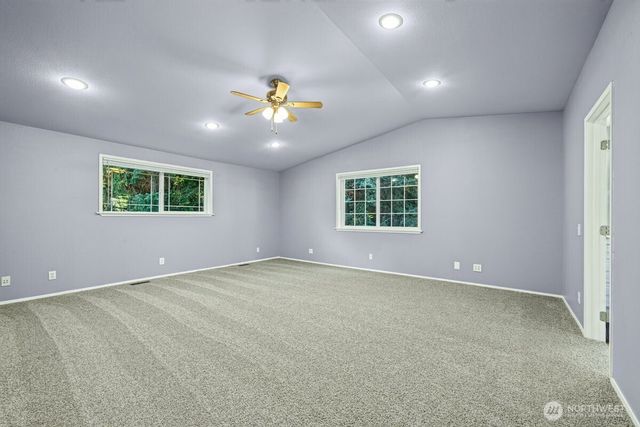 11024 139th Street Ct E, Puyallup, WA 98374