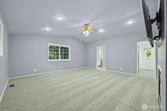 11024 139th Street Ct E, Puyallup, WA 98374