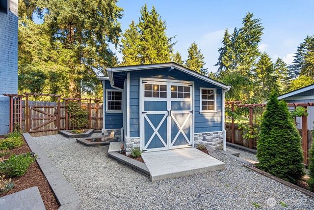 11024 139th Street Ct E, Puyallup, WA 98374