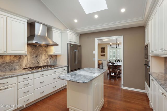 155 Sycamore Avenue, Shrewsbury Boro, NJ 07702