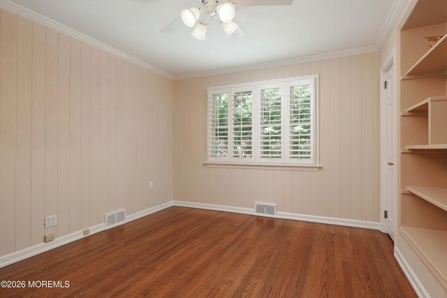 155 Sycamore Avenue, Shrewsbury Boro, NJ 07702