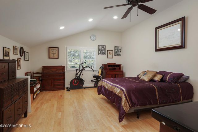 155 Sycamore Avenue, Shrewsbury Boro, NJ 07702